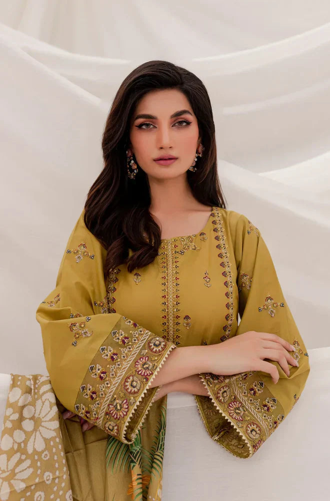 Sapphire Embroidered Lawn 3 Piece Suit D/857