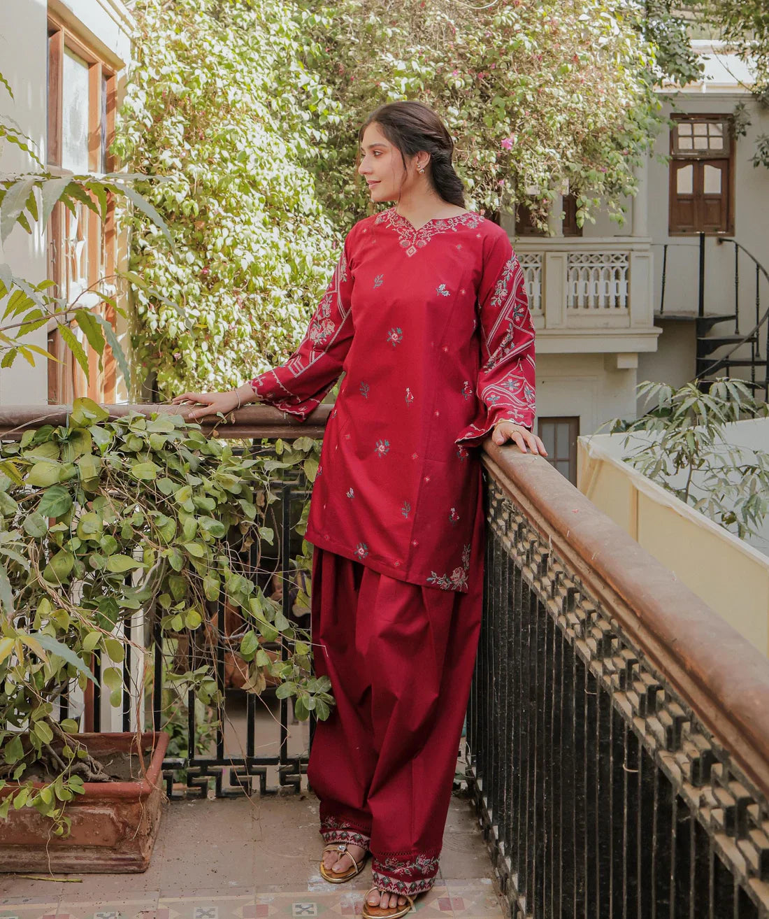 Kayseria D-90 Embroidered Lawn 2 Piece Suit Collection