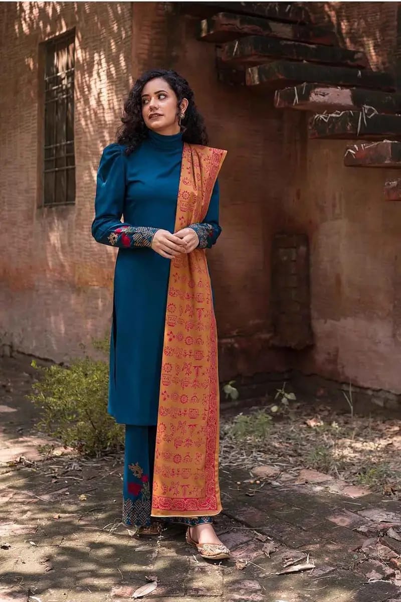 Maria.B Embroidered Lawn 3 Piece Suit D/22