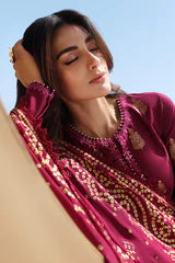 Cross stitch Embroidered Lawn 3 Piece Suit 09