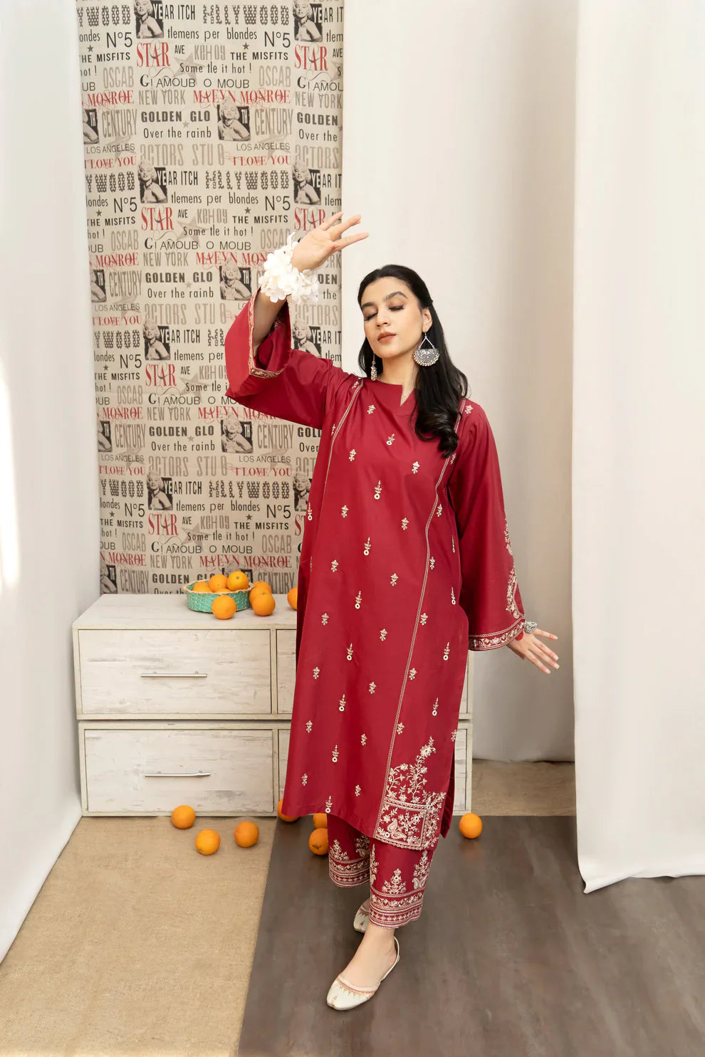 Urge Embroidered lawn Three Piece D/696