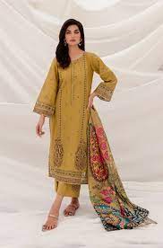 Sapphire Embroidered Lawn 3 Piece Suit D/857