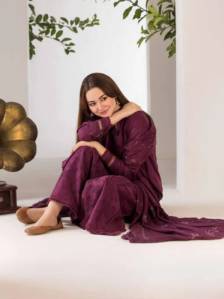 sobia nazir Embroidered Dhanak 3 Piece D-124